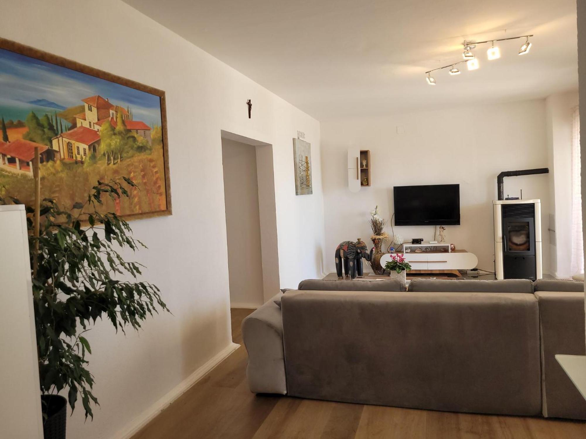 Chiara Mit Meerblick Und Pool Und Jacuzzi Apartman Lovran